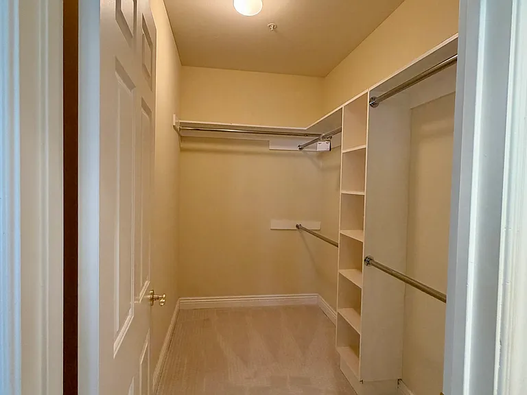 153 N San Mateo Dr #209 — Photo 13