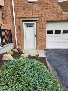 28 Hennig Dr, Pittsburgh, PA, 15236