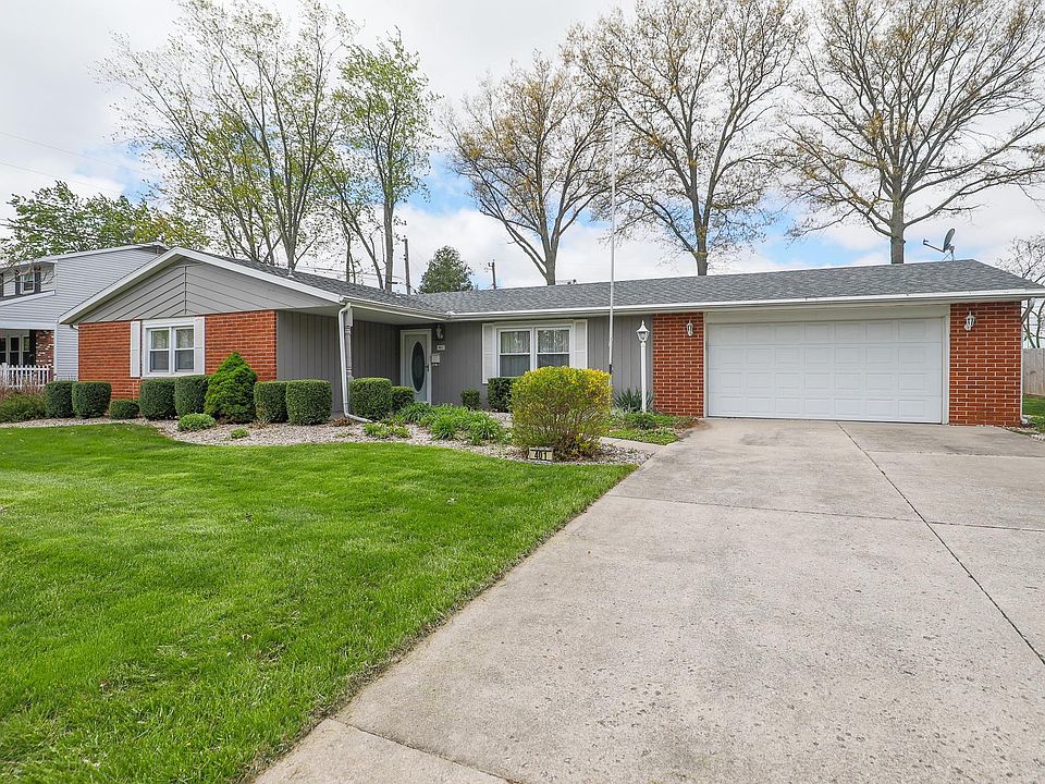 401 N Meadow Ln, Hartford City, IN 47348 Zillow