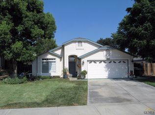 7014 Pine Forest Ct, Bakersfield, CA 93313