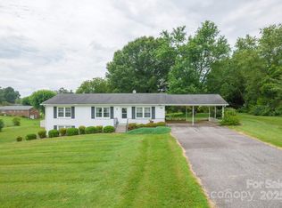 56 Loblollie Rd, Taylorsville, NC 28681