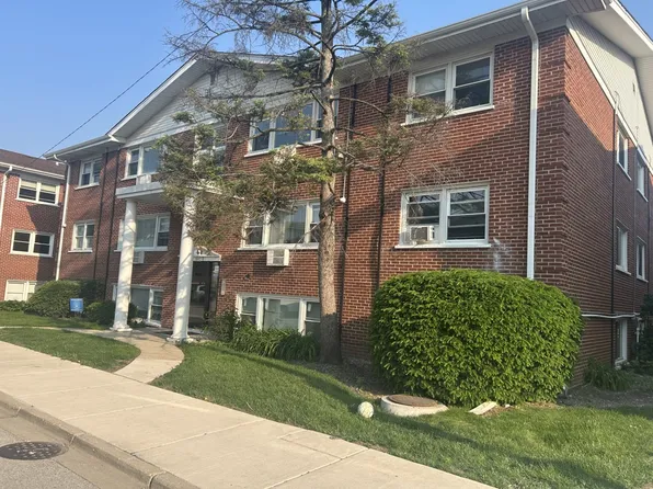 10113 Hartford Ct APT 2A, Schiller Park, IL 60176