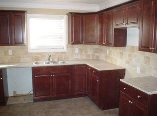 406 Leslie Ct, McDonough, GA 30253