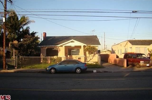 1st image of 11015 S Inglewood Ave