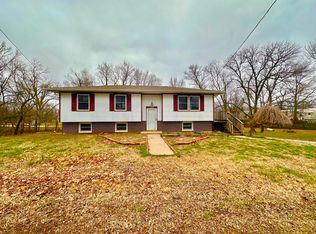 403 E Fields Ter, El Dorado Springs, MO 64744