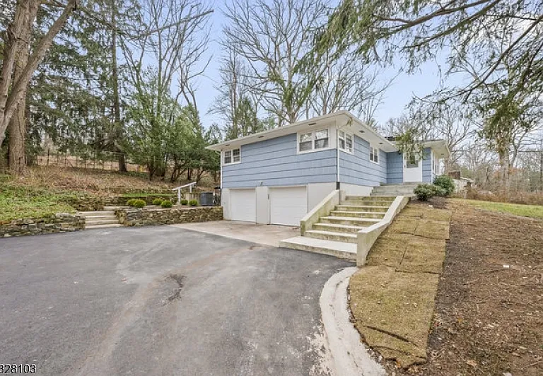 427 Meyersville Rd — Photo 13