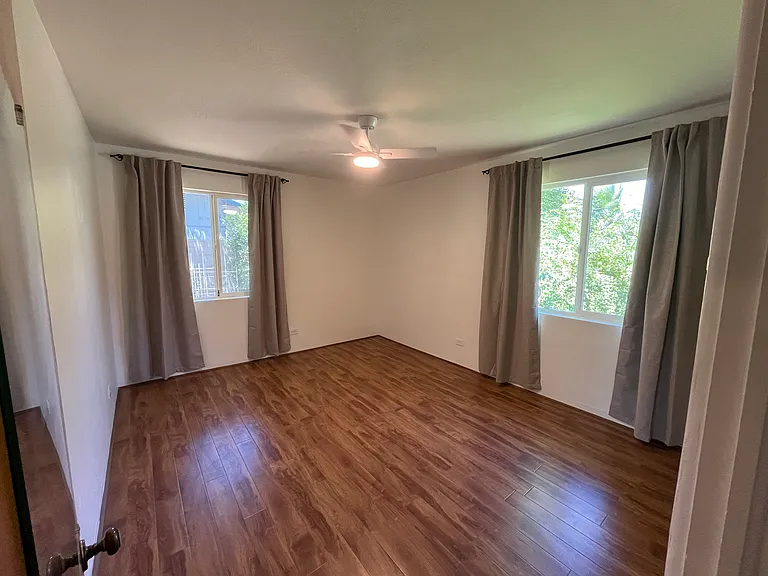 4126 E Oak St — Photo 10