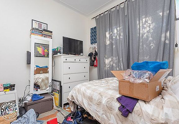 4th image of 601 Park Pl #7A