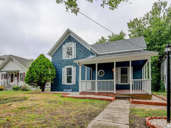 408 E 2nd St, Pana, IL 62557