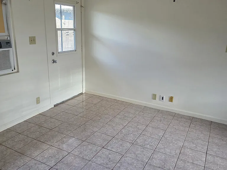166 Eleu Pl #1 — Photo 7