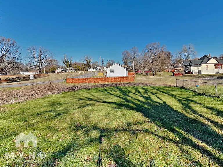 616 Newbern Ave — Photo 18