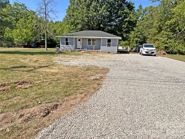 5735 Fallston Rd, Belwood, NC 28090