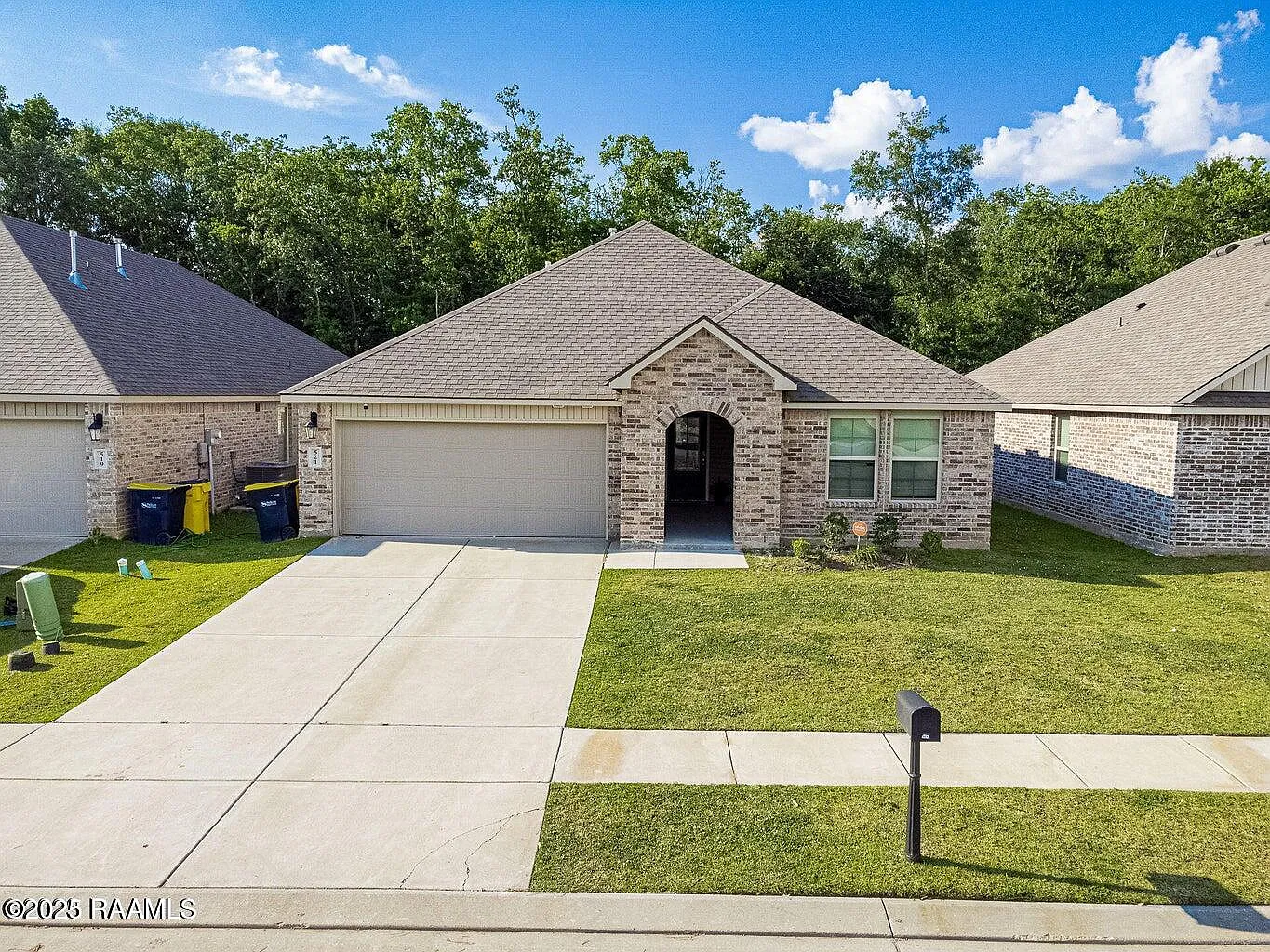 4 bed, 1775 sqft, $2,000 — Photo 4