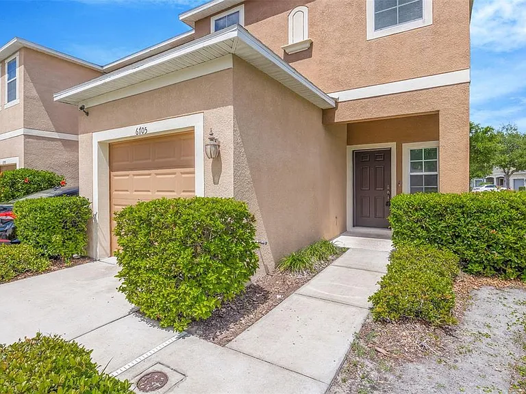 6705 Holly Heath Dr — Photo 2