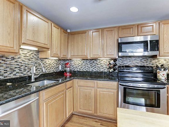 3rd image of 9006 Piney Grove Dr