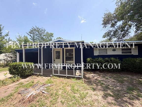 2nd image of 3015 Winfield Dr