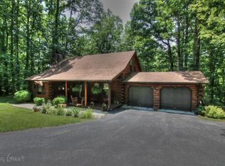 429 S Oakwood Rd, Troutville, VA 24175