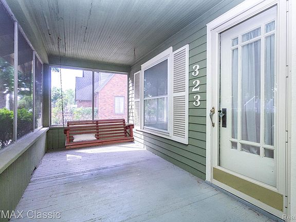 5th image of 323 East St
