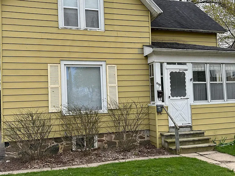 430 E Racine St #LOWR — Photo 2
