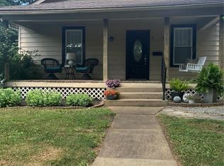 523 Doss St, Farmington, MO 63640