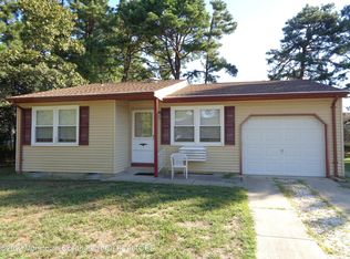 17 Augusta Rd, Manchester Township, NJ 08759