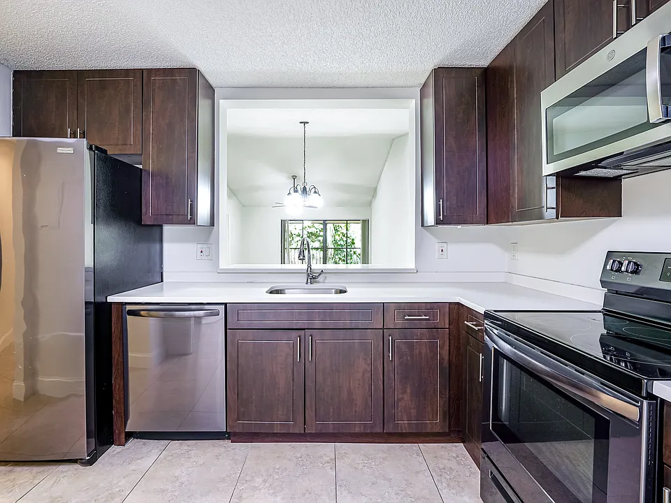 Oakwood Apartments