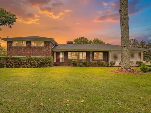 1314 Cave Springs Rd, Cedartown, GA 30125