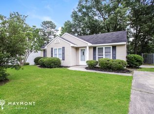 136 Spreading Branch Dr, Hopkins, SC 29061