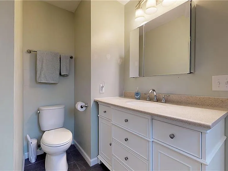 106 Azalea Dr — Photo 10