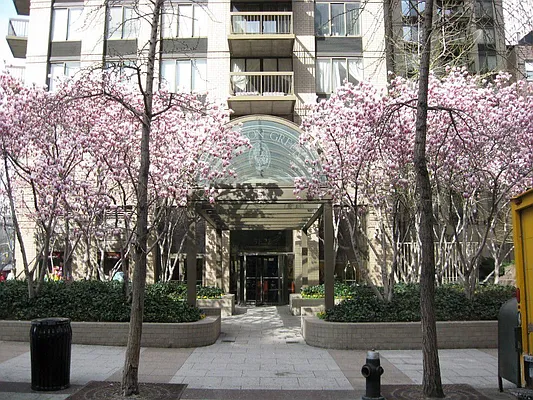 Rented by Newell and Assoc. | media 9