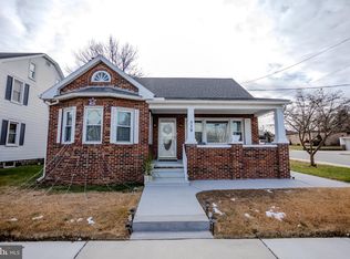 328 W Elm Ave, Hanover, PA 17331
