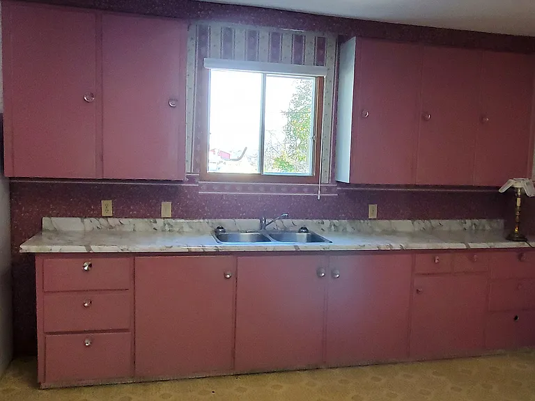 2112 Cowan St #2 — Photo 3