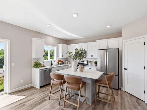 741 Greywood Blvd SW, Delano, MN 55328