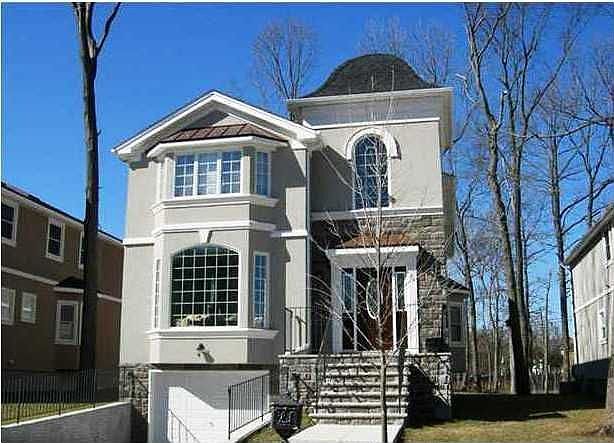 1st image of 24 Indale Ave