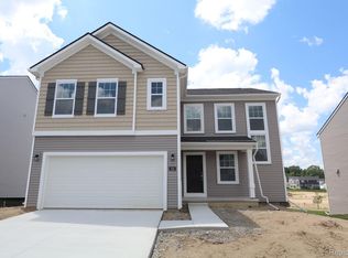 326 Sandhill Ct, White Lake, MI