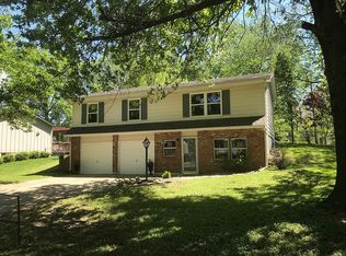 501 NE Richardson Pl, Lees Summit, MO 64086