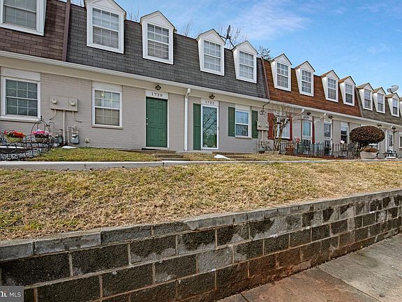 2nd image of 1722 Village Green Dr Unit A-12