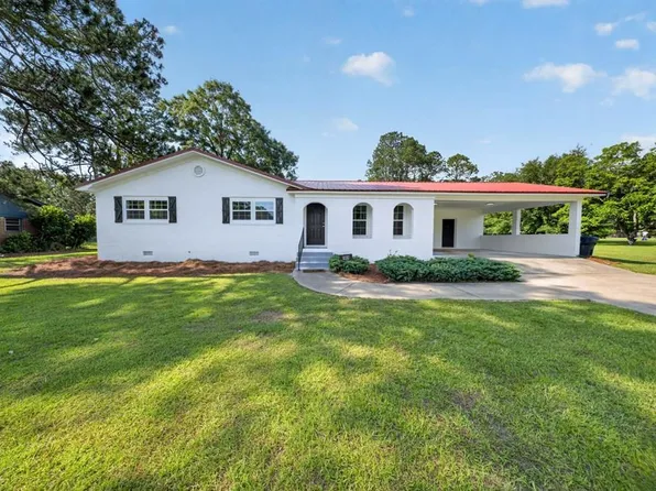 104 Martha St, Fitzgerald, GA 31750