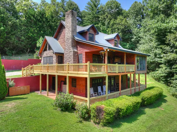 220 Chat A While Ln, Morganton, GA 30560