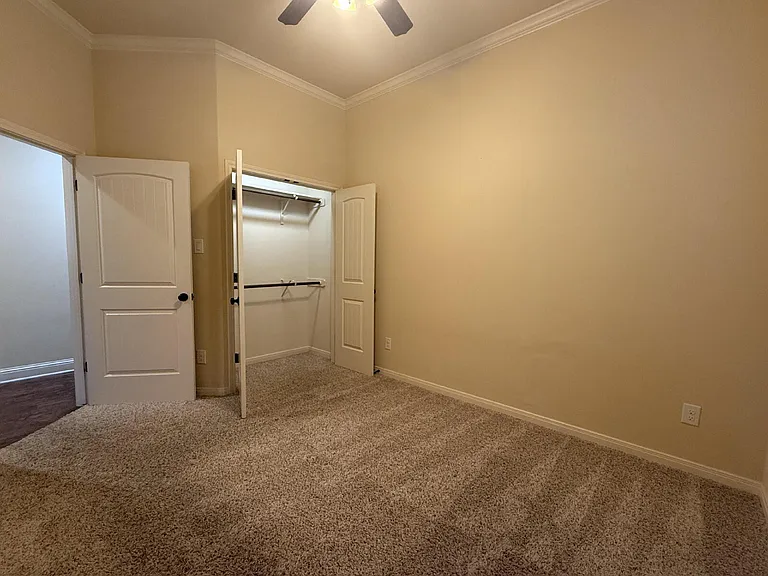 9804 Houston Dr — Photo 24