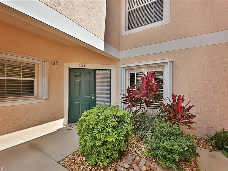 5105 Cedar Springs Dr #101 — Photo 2