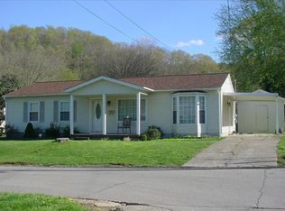 198 Monterey Dr, Saint Albans, WV 25177