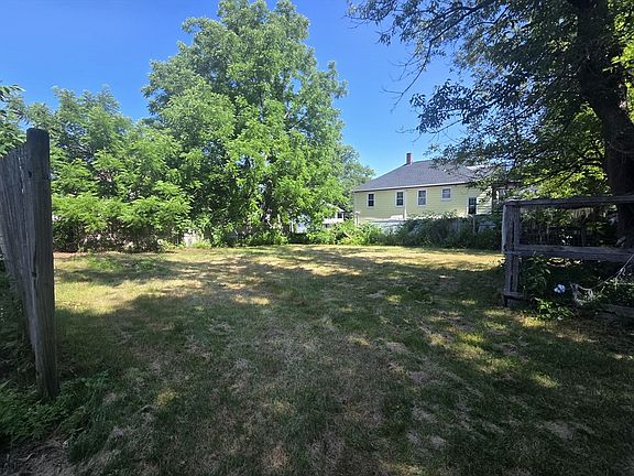 2nd image of 411 High St