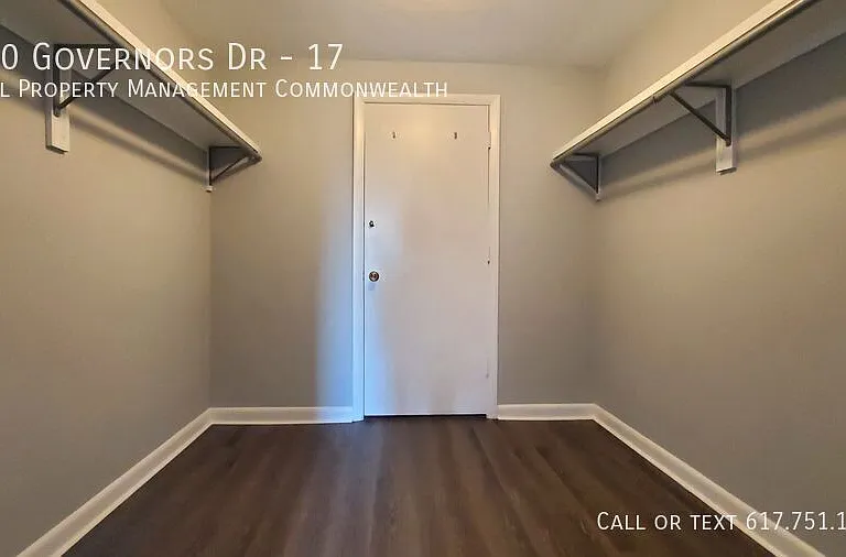 900 Governors Dr #17 — Photo 8