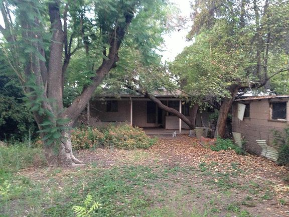 3rd image of 406 N Val Vista Dr