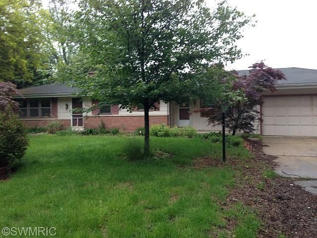 1st image of 439 Hazel Ave