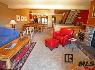 1155 Overlook Dr, Steamboat Springs, CO 80487
