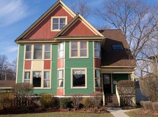 535 Carpenter Ave, Oak Park, IL 60304