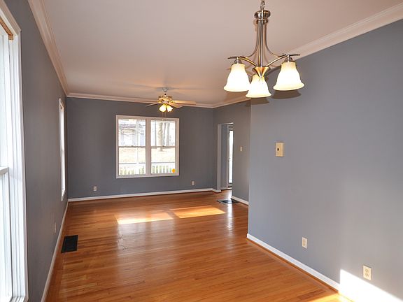 4th image of 7173 Wellington Ct