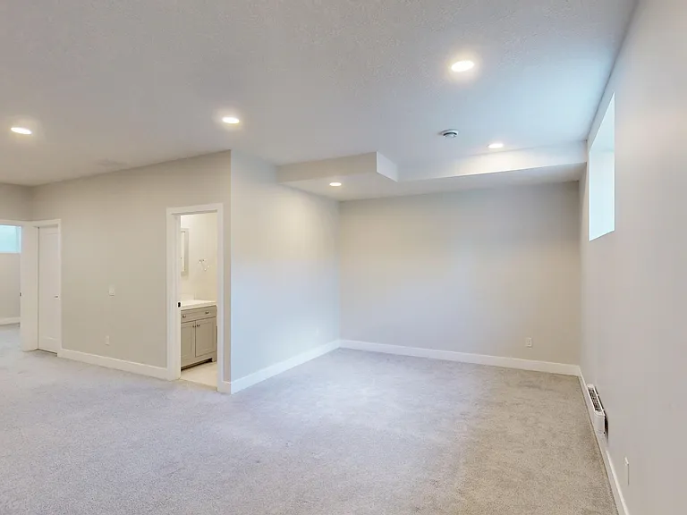 97 Hendon Dr NW — Photo 18